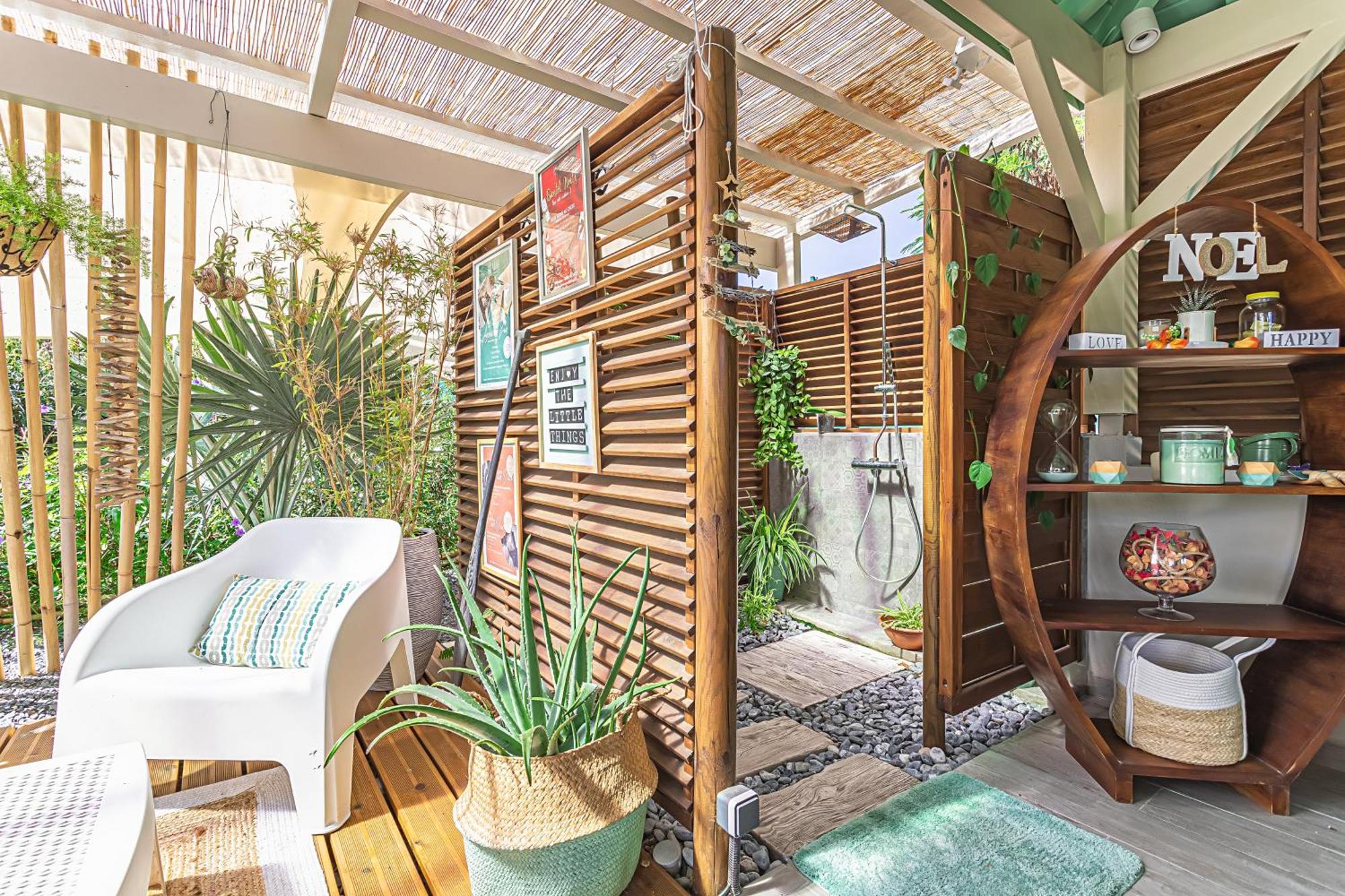 Magnifique Bungalow Et Jacuzzi Au Coeur Des Plages 勒穆莱 外观 照片